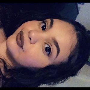 Meet your Posher, Julisa